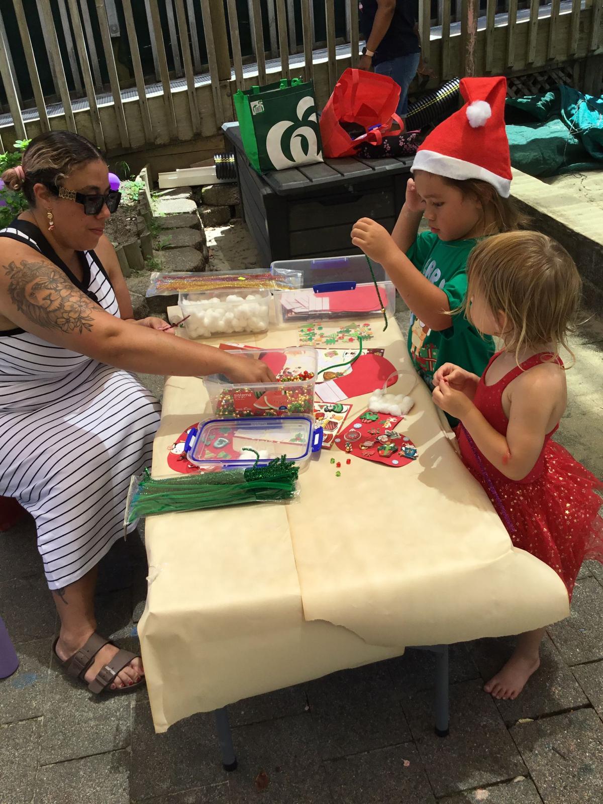 Preschool children and educators together during the day